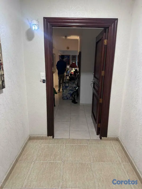 apartamentos - ¡Excelente Oportunidad en Evaristo Morales mas informacion 8093091331 5