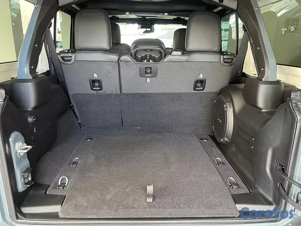jeepetas y camionetas - Jeep Wrangler Unlimited Rubicon 8