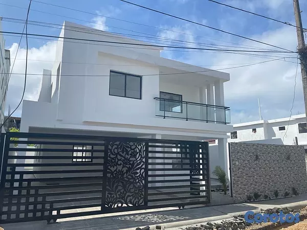 casas - venta de casa moderna con piscina en la autopista de san isidro prado oriental  4