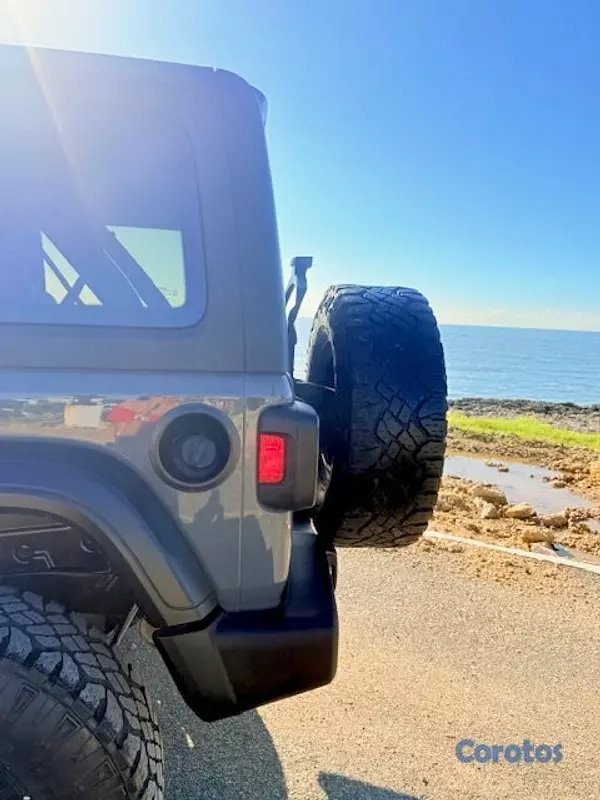 jeepetas y camionetas - JEEP WRANGLER UNLIMITED GRIS 6