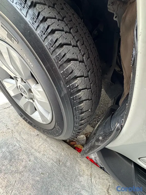 jeepetas y camionetas - el vehículo está como nuevo.  4