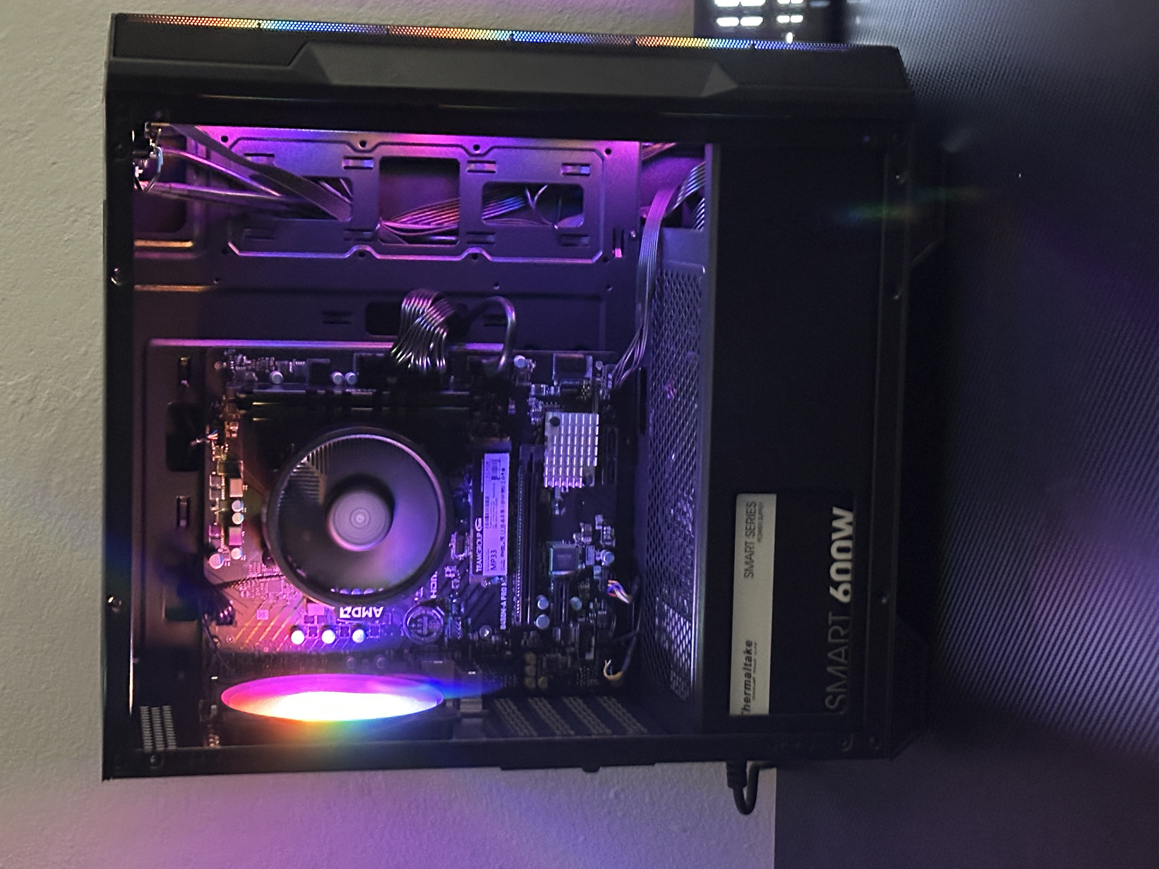 computadoras y laptops - pc ligeramente negociable  1