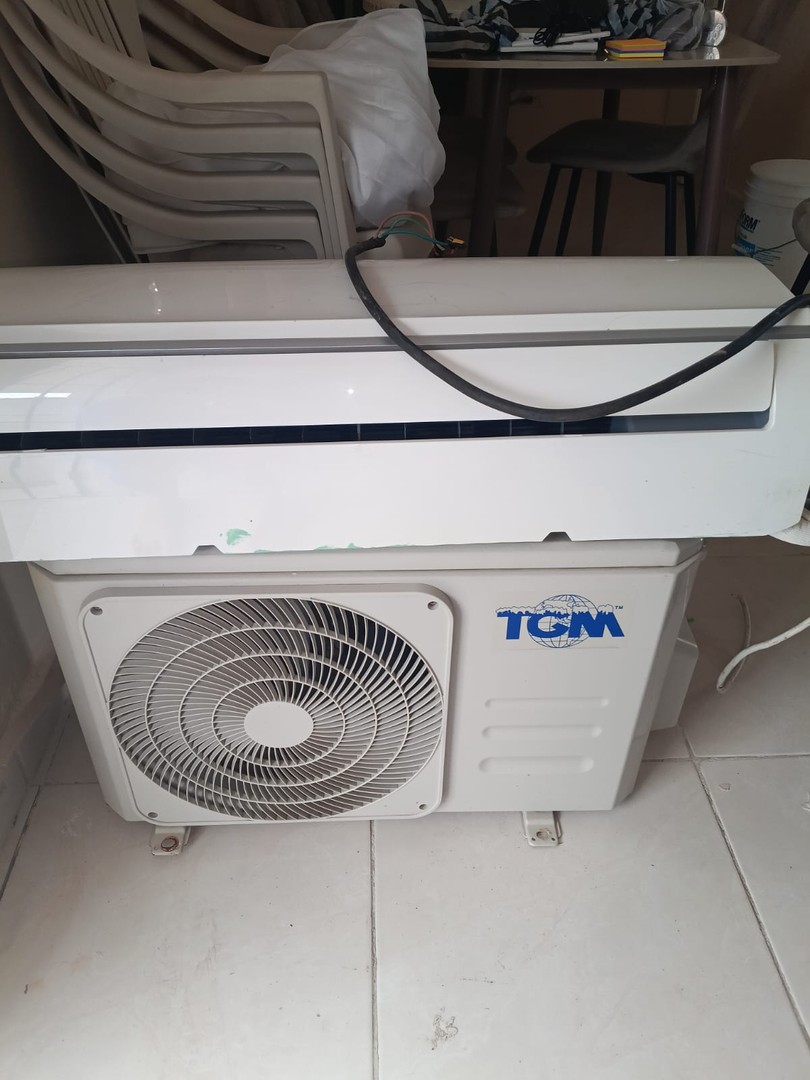 otros electronicos - Vendo aire acondicionado 12000 BTU  0