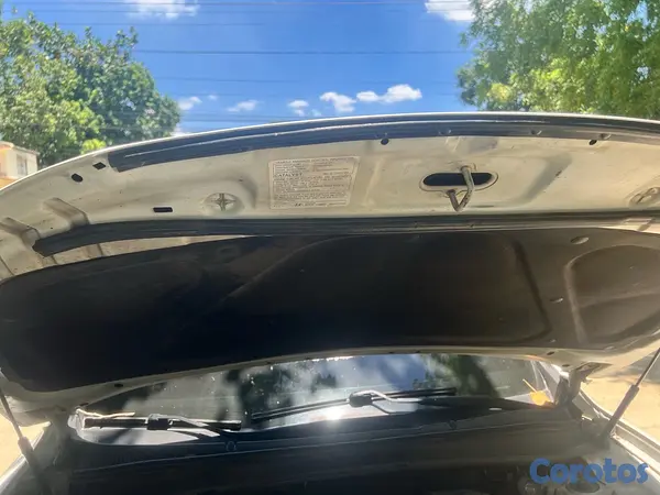 jeepetas y camionetas - Hyundai Santa Fe, muy buenas condiciones y buen precio  10