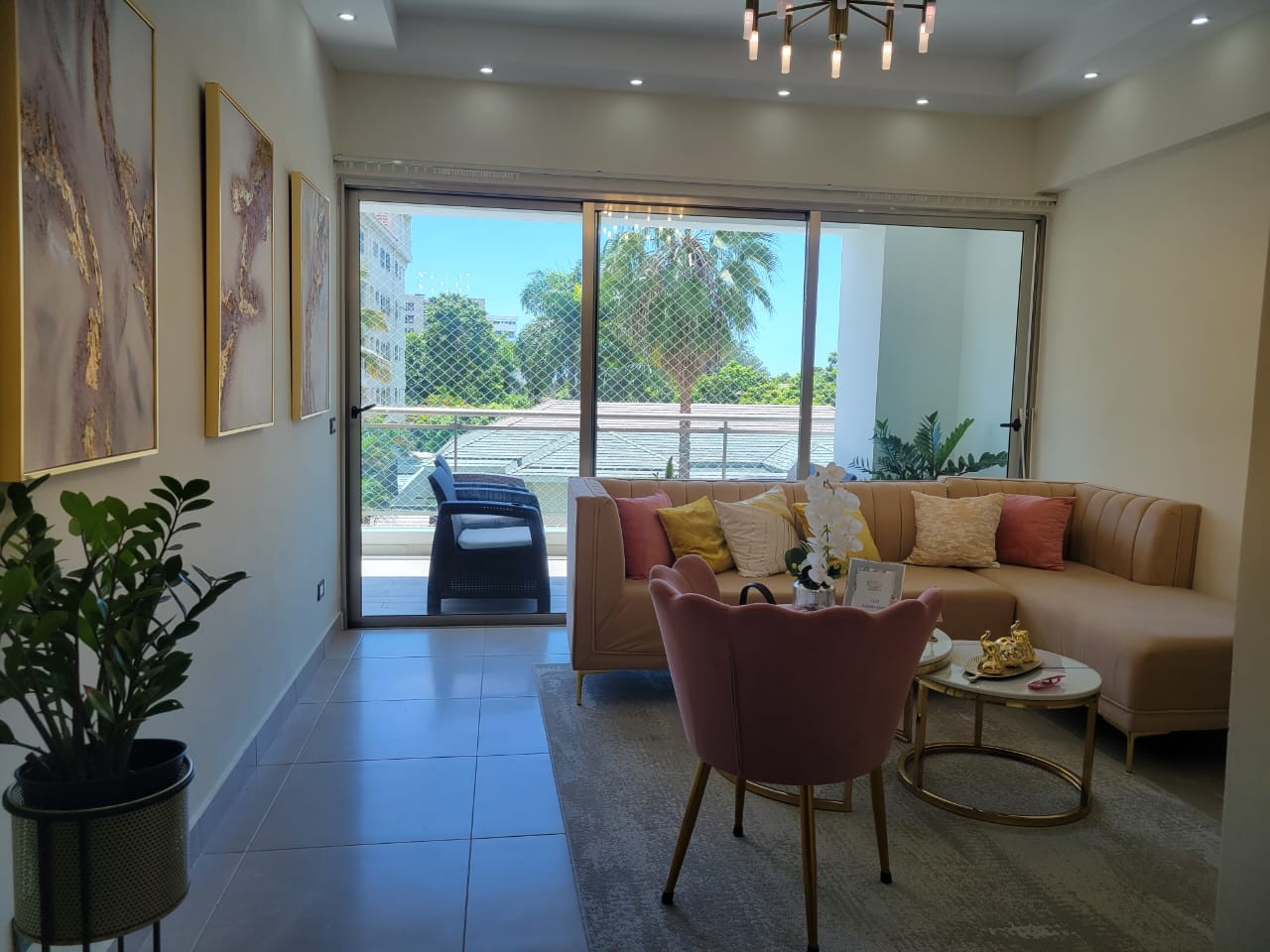 apartamentos - Alquiler de Apartamento 3 habitaciones y estudio amueblado en Esperilla 9