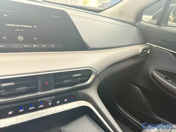 jeepetas y camionetas - Vendo Changan Unit T 2023 gris atomico como nueva 8