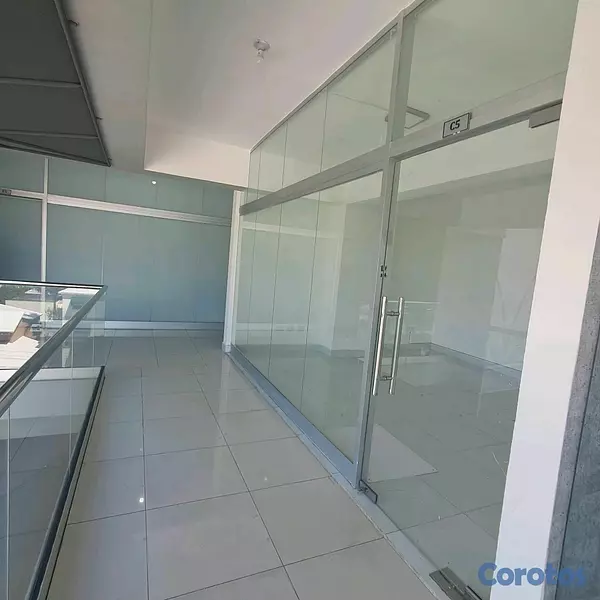 oficinas y locales comerciales - Local de oficina o consultorio en torre empresarial en El Millón  2