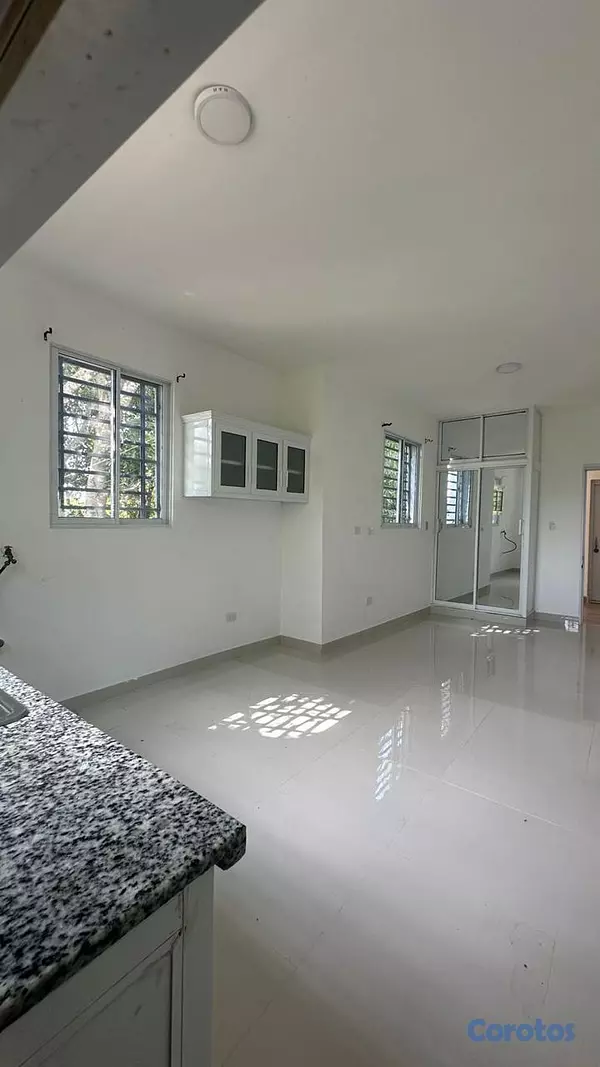 otros inmuebles - Edificio en Venta Gurabo: Genera 85,000/mes, 4 Apt 4