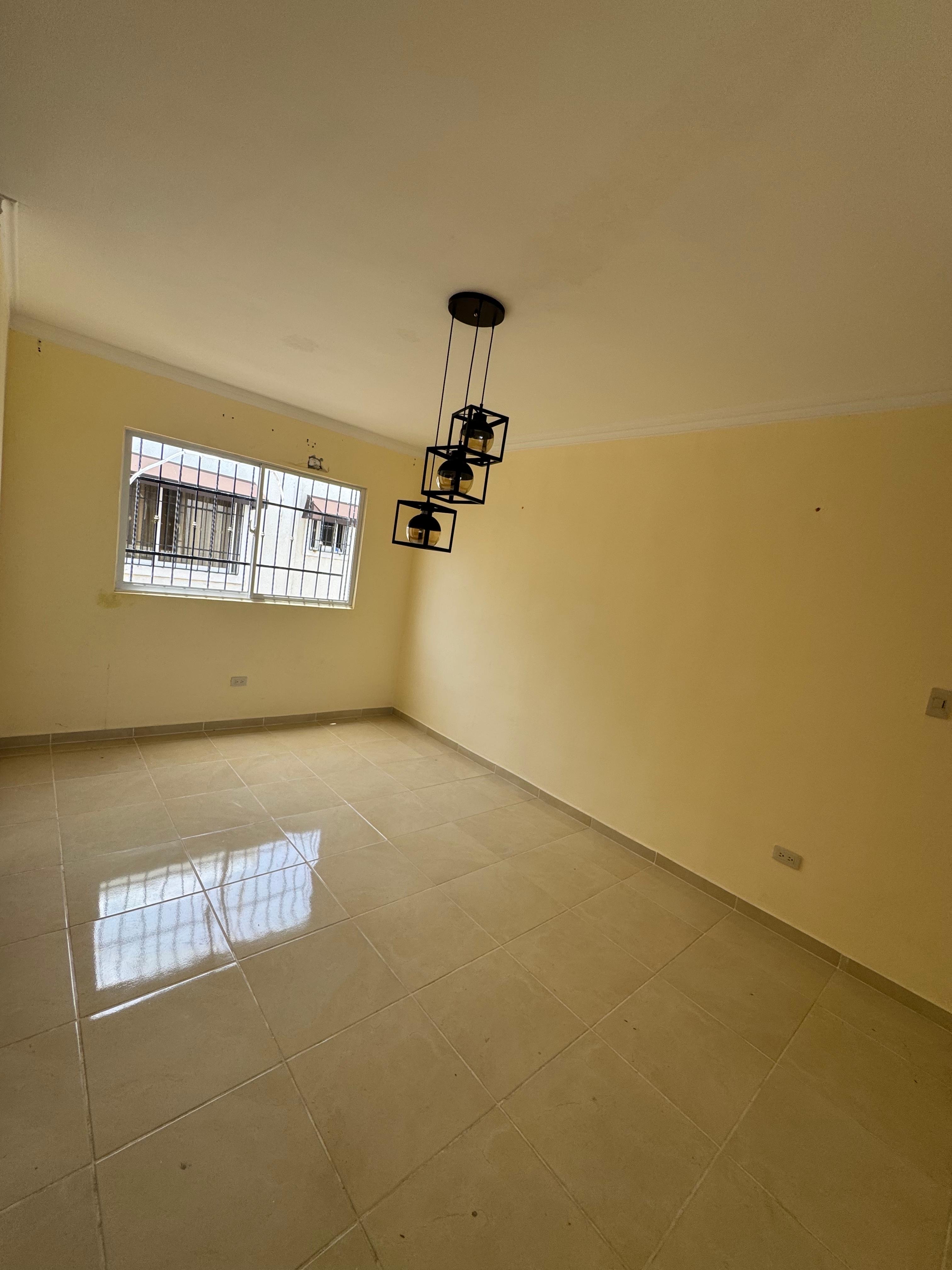 apartamentos - venta de apartamento 4to piso 90mts con 2 parqueos autopista de san isidro  6