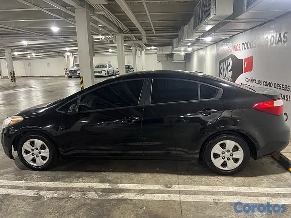 carros - KIA FORTE 2016 en venta 10