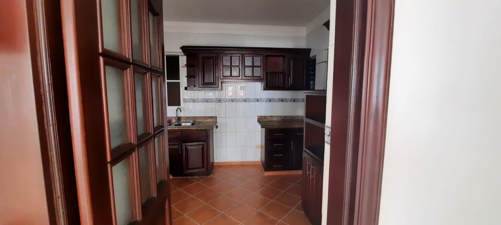 apartamentos - Rento Apartamento sin Amueblar en los cacicazgo  2