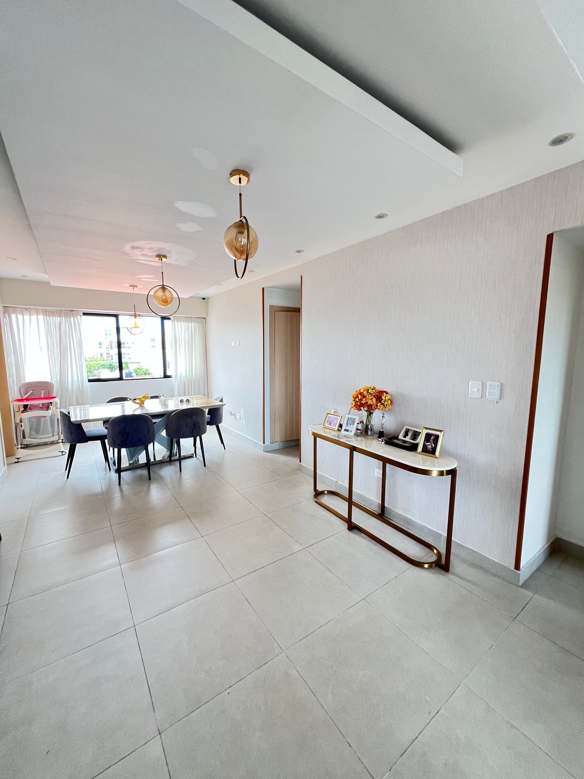 apartamentos - Vendo piso 4 independencia klm 9 tres habitaciones 2