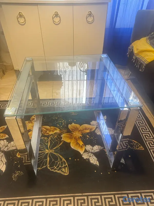 decoración y accesorios - Mesita RD$4,500 único dueño  2