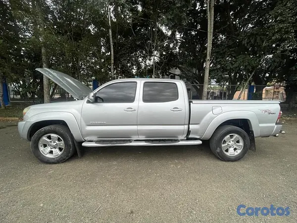 carros - Toyota Tacoma 2010  10