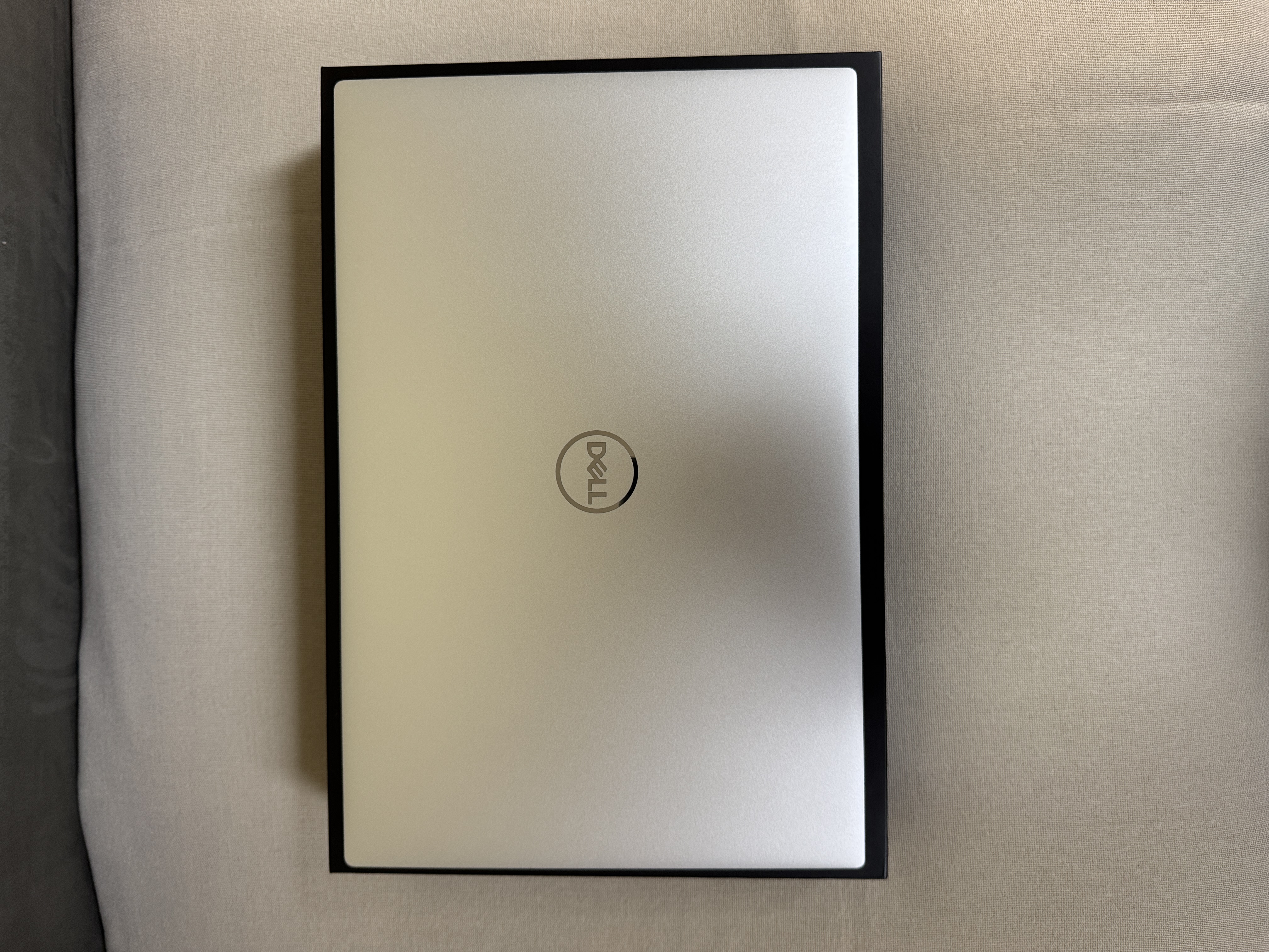 computadoras y laptops - Dell XPS 15" 9500 - 15.6" UHD+ Touchscreen 7