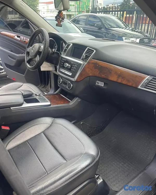 jeepetas y camionetas - MERCEDES BENZ ML 300 2014 6