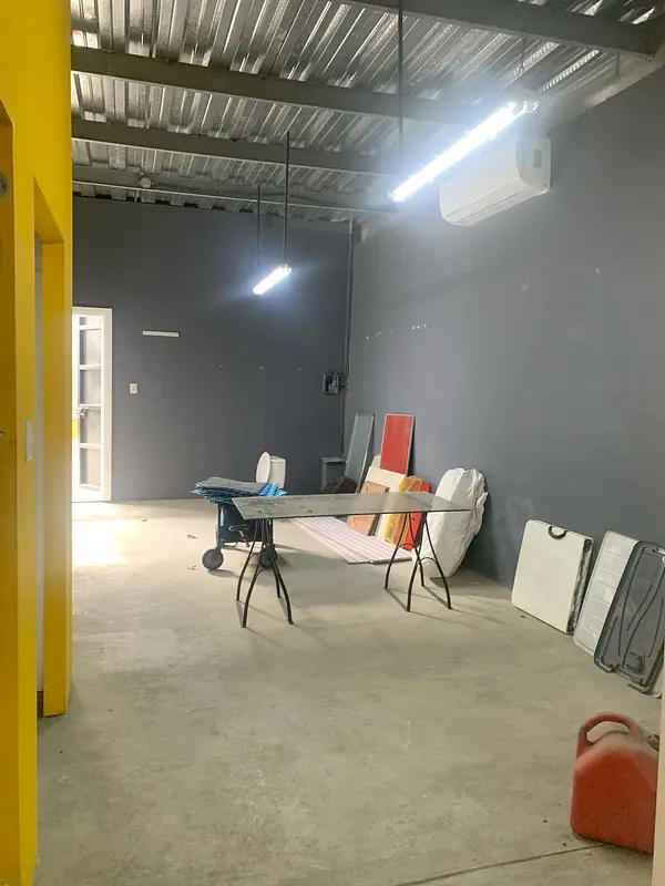 oficinas y locales comerciales - Alquiler nave en herrera 5