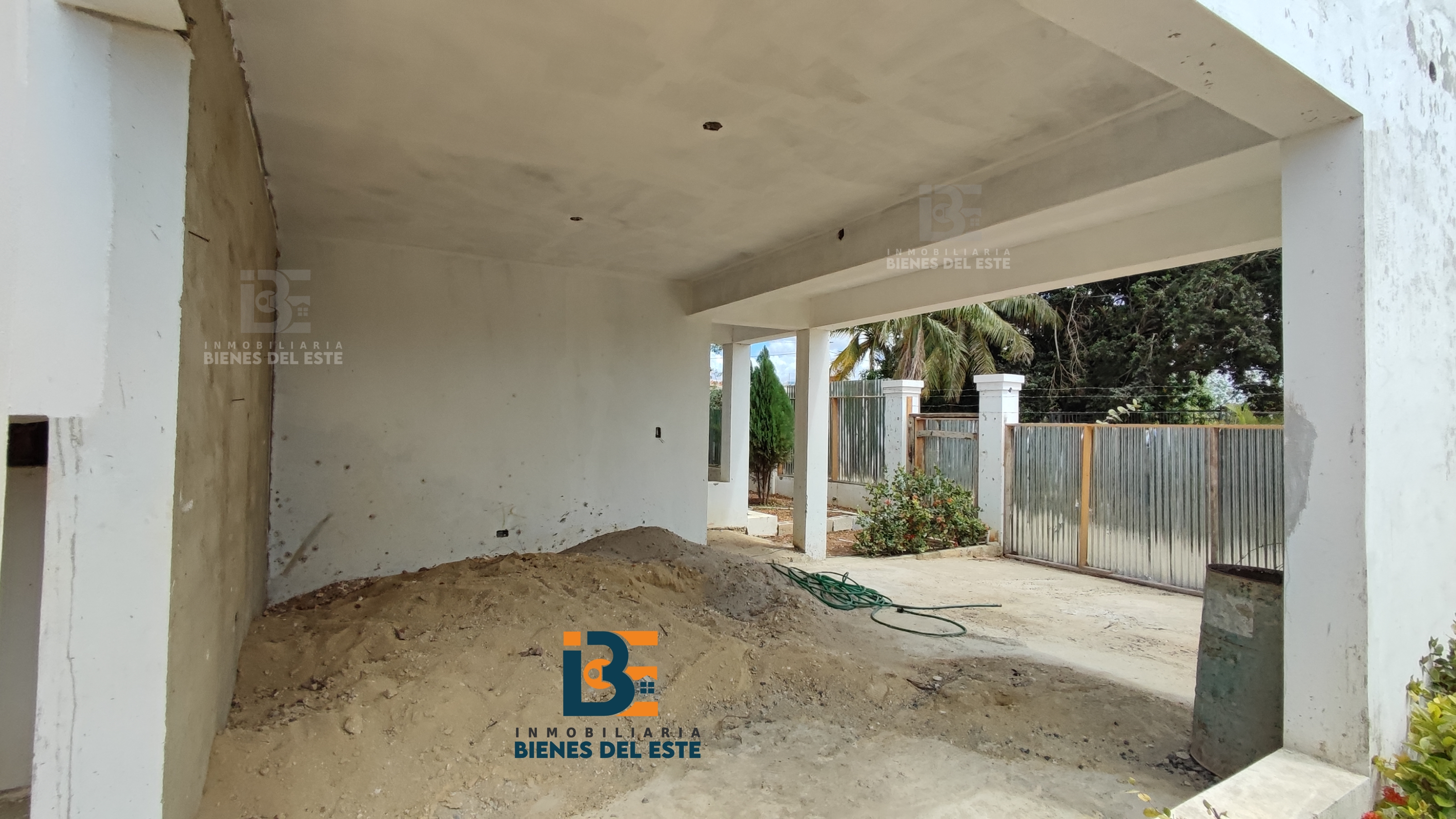 casas - Se venta esta Casa de 2 niveles en construcción. 3