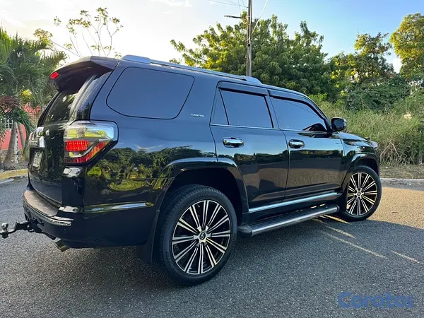 jeepetas y camionetas - 🚙 ¡OPORTUNIDAD! SUV DE LUJO EN EXCELENTE ESTADO 🚙
 13