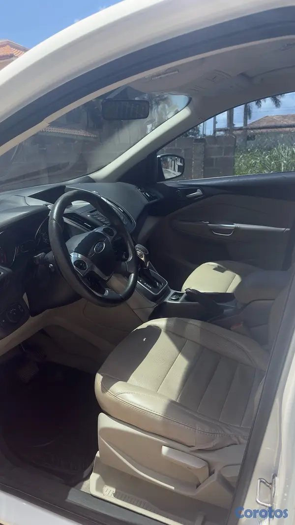 jeepetas y camionetas - Ford escape disponible 7