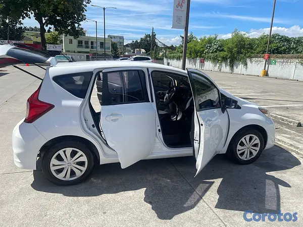 carros - Nissan versa note 2018 americana  2