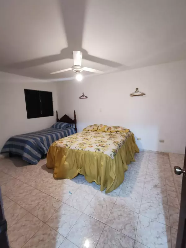 casas - Venta, Casa de 3 Habitaciones, San Cristóbal 9