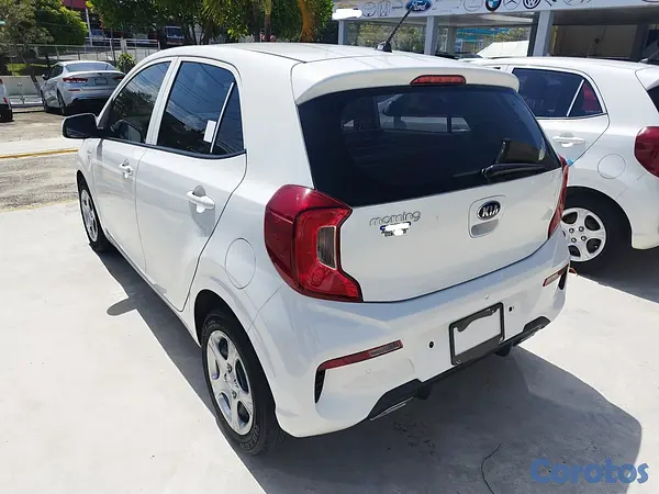 carros - 2021 Kia Morning  2