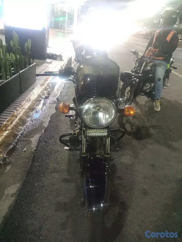 motores y pasolas - Motor boxer BM150, año 2023 en óptimas condiciones  5