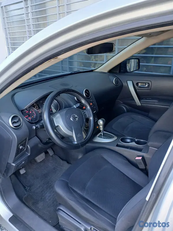 jeepetas y camionetas - NISSAN ROGUE 2011 6