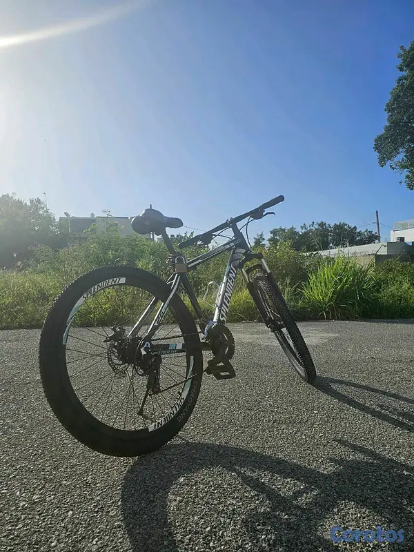 bicicletas y accesorios - SPLENDENT ARO 26" NEGOCIABLE 10
