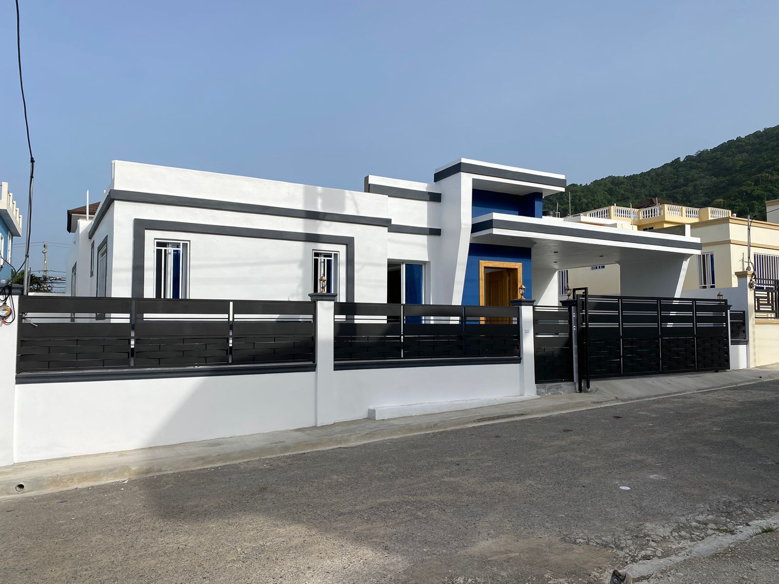 casas - *Casa moderna con piscina residencial privado a 5 minutos de todo y el malecón  4