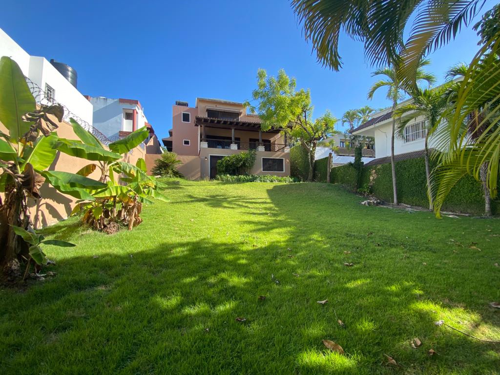 casas - SE VENDE HERMOSA RESIDENCIA EN CERRO HERMOSO, SANTIAGO 0