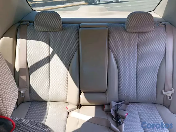 carros - Nissan Tiida 2008 7
