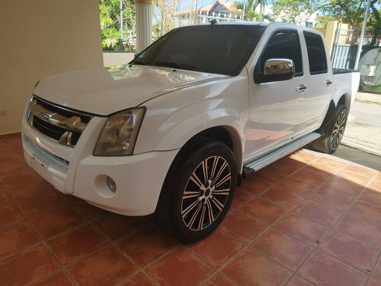 jeepetas y camionetas - Isuzu dmax 2011 1