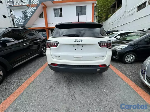 jeepetas y camionetas - Jeep Compass Limited 9