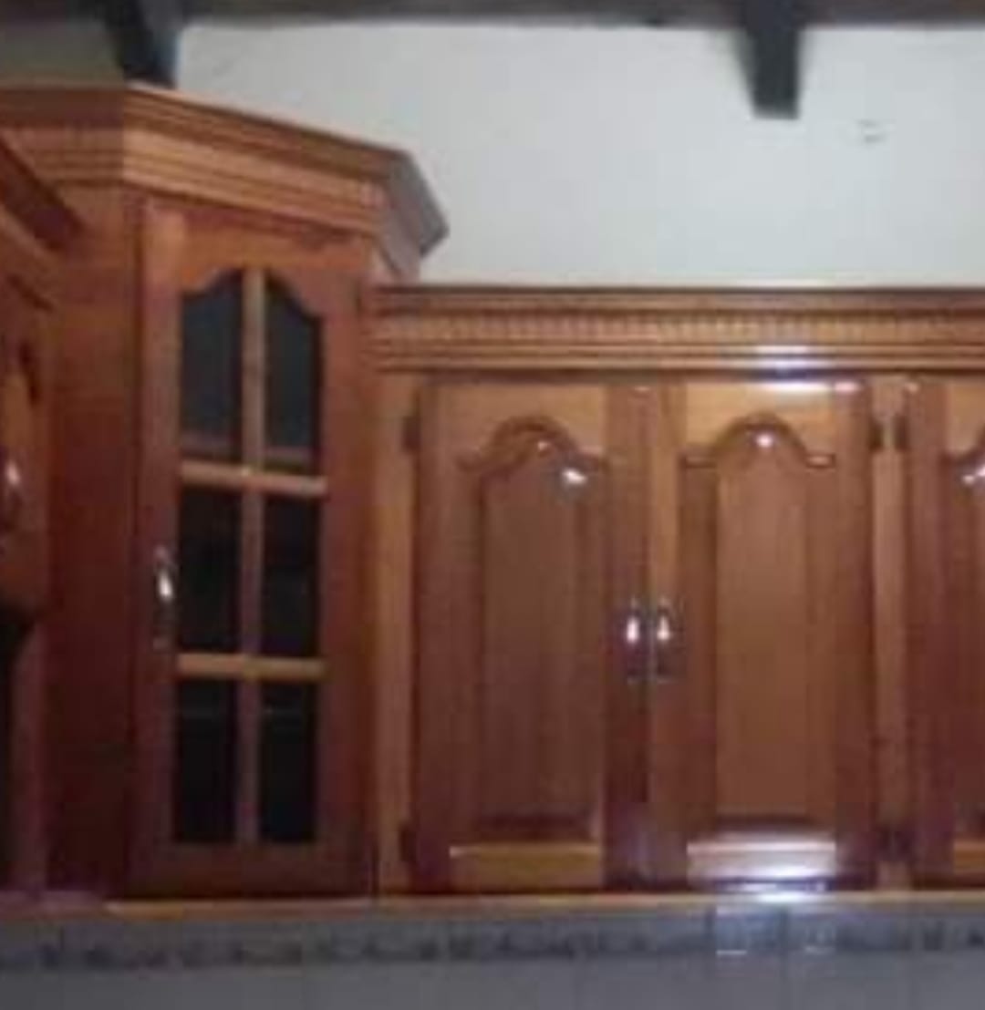 muebles y colchones - Gabinete en Roble 1