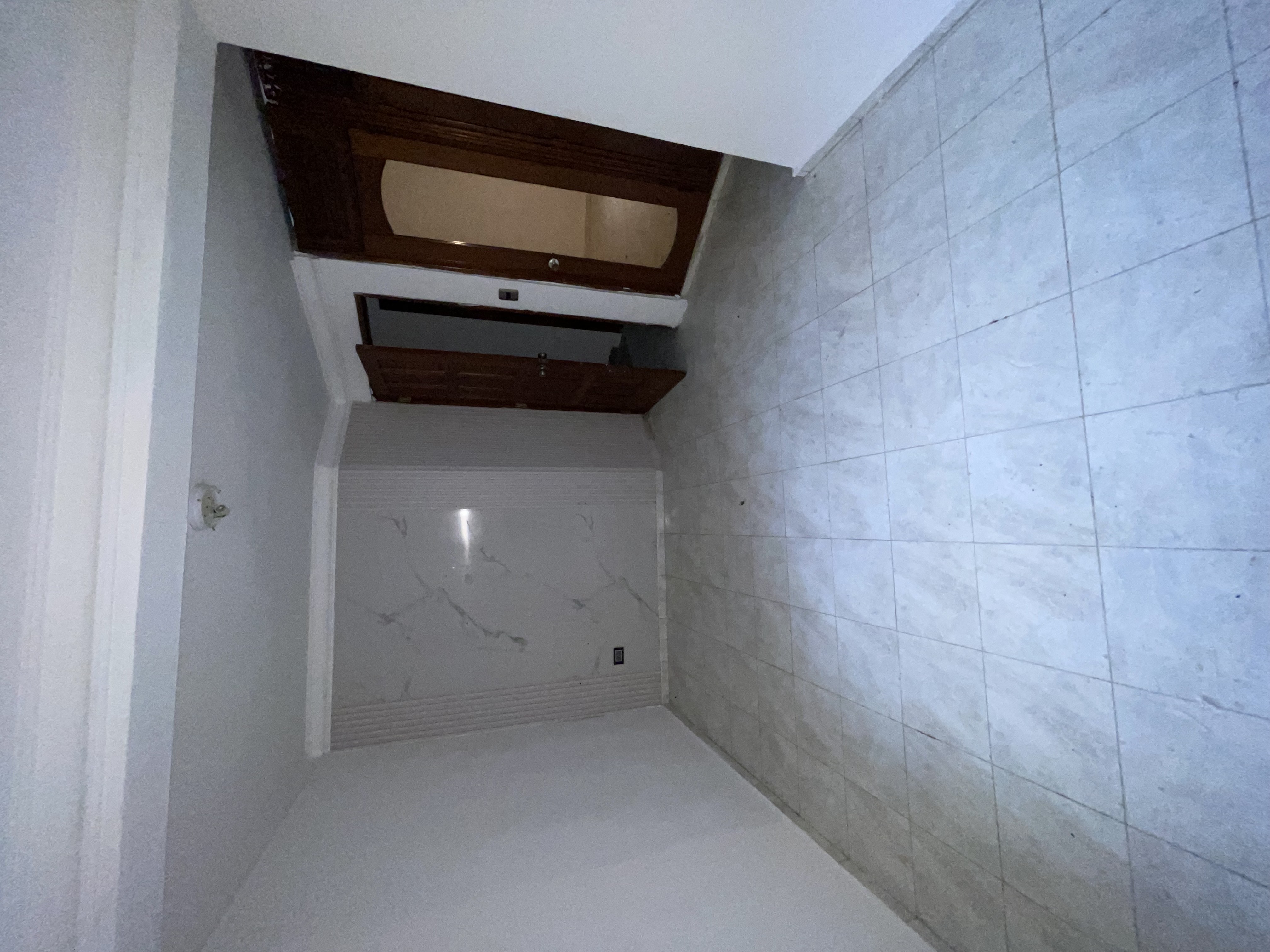 casas - SE ALQUILA CASA PRÓXIMO A LA AVE. 27 de FEBRERO