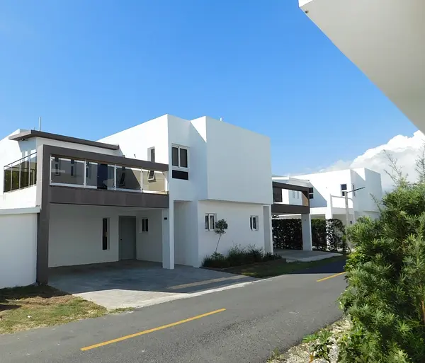 otros inmuebles - ¡VILLAS DE ARQUITECTURA MODERNA! 
En el Residencial Turístico Mas Cercano a Sant 2