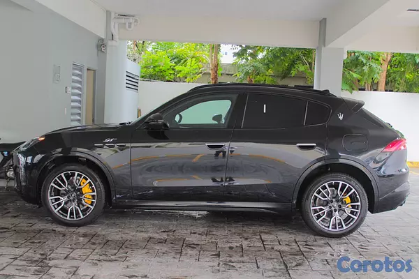 jeepetas y camionetas - Maserati Grecale GT 2026 4