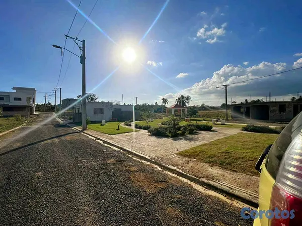 solares y terrenos - solares con título en Santo Domingo cerca de circunvalación cerca del metro  4