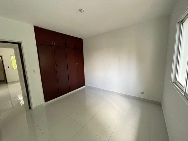 apartamentos - APARTAMENTO EN ALQUIER AV. 27 DE FEBRERO SANTIAGO. 7