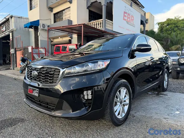 jeepetas y camionetas - Kia Sorento LX 2020 8
