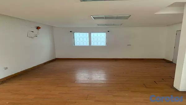 oficinas y locales comerciales - LOCAL COMENCIAL EN ALQUILER   AV. RÓMULO BETANCOURT 4