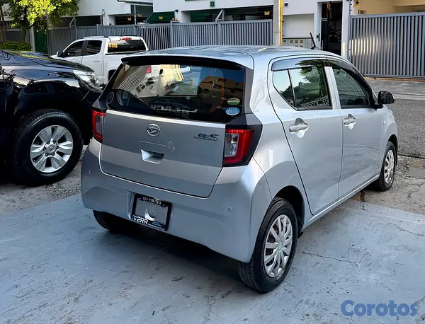 carros - Daihatsu Mira 2019 4