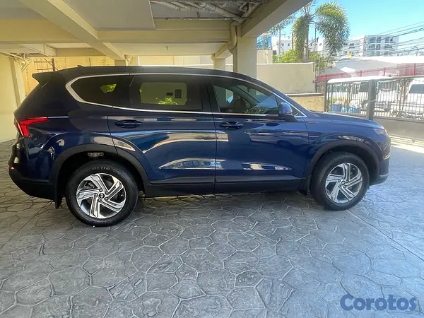 jeepetas y camionetas - Hyundai Santa Fe SE 2022 7