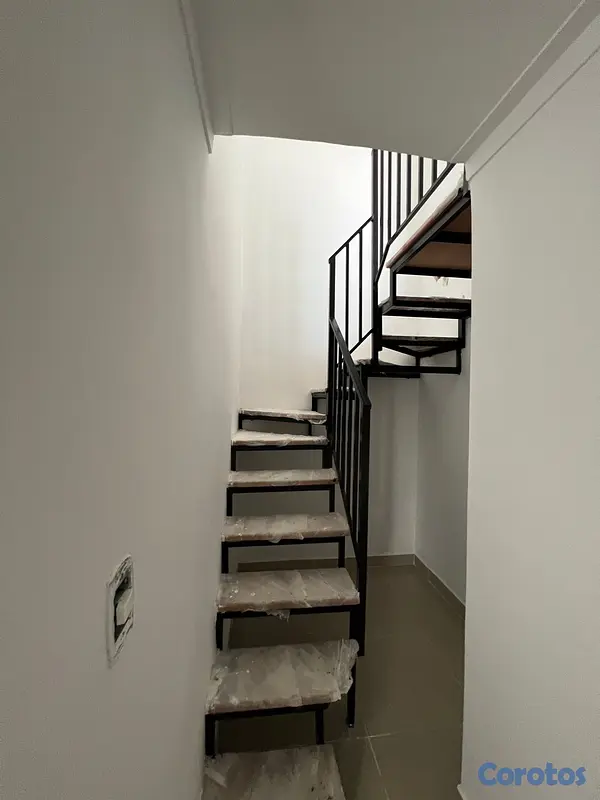 apartamentos - Apartamento tipo Penthouse en la Jacobo Majluta  6