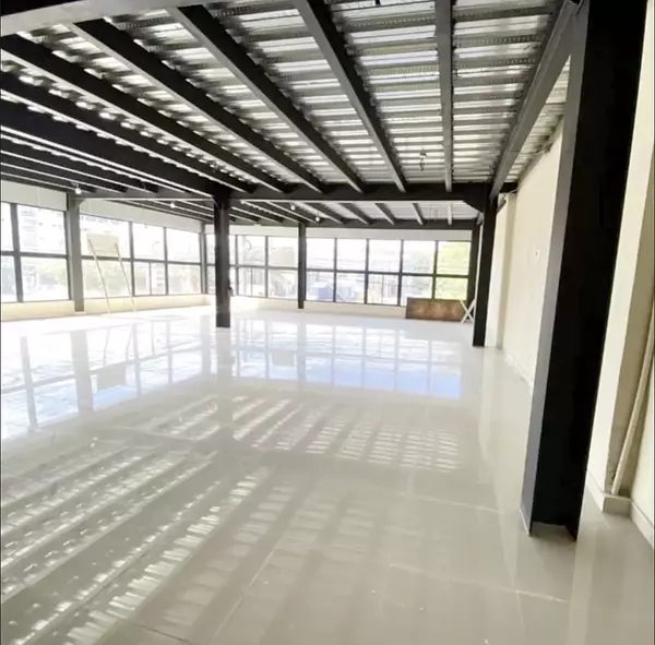 oficinas y locales comerciales - Propiedad comercial en arroyo hondo viejo  3