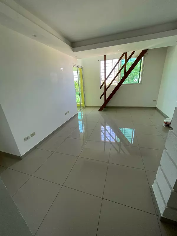 apartamentos - Cuarto Piso con terraza y escalera interna 8