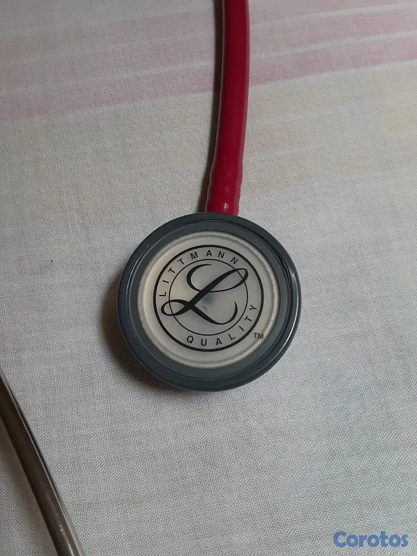 Salud y Equipamiento Médico - Estetoscopio marca LITTMANN. 3