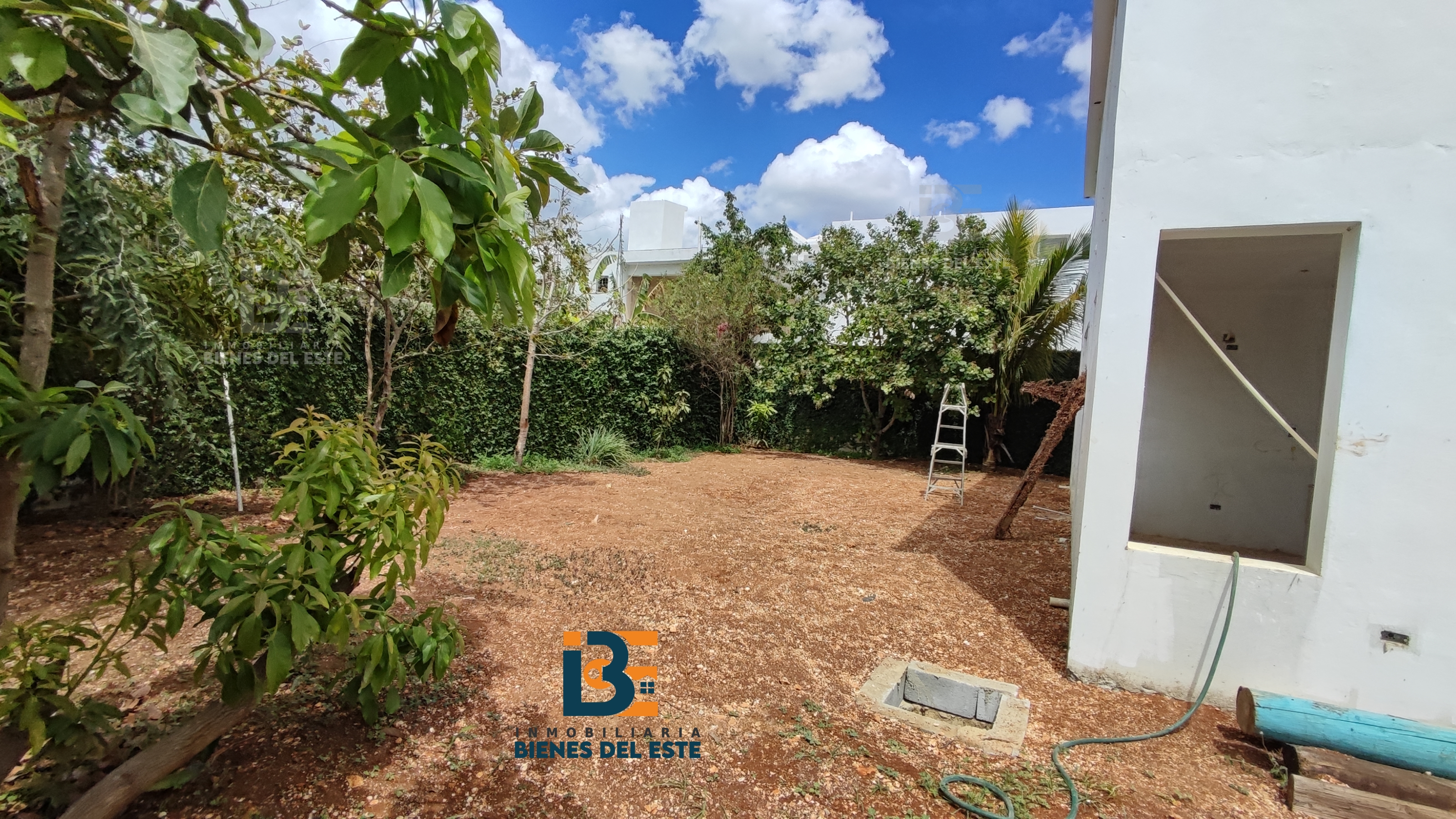 casas - Se venta esta Casa de 2 niveles en construcción. 4